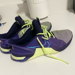 Nike metcon 8 flyease